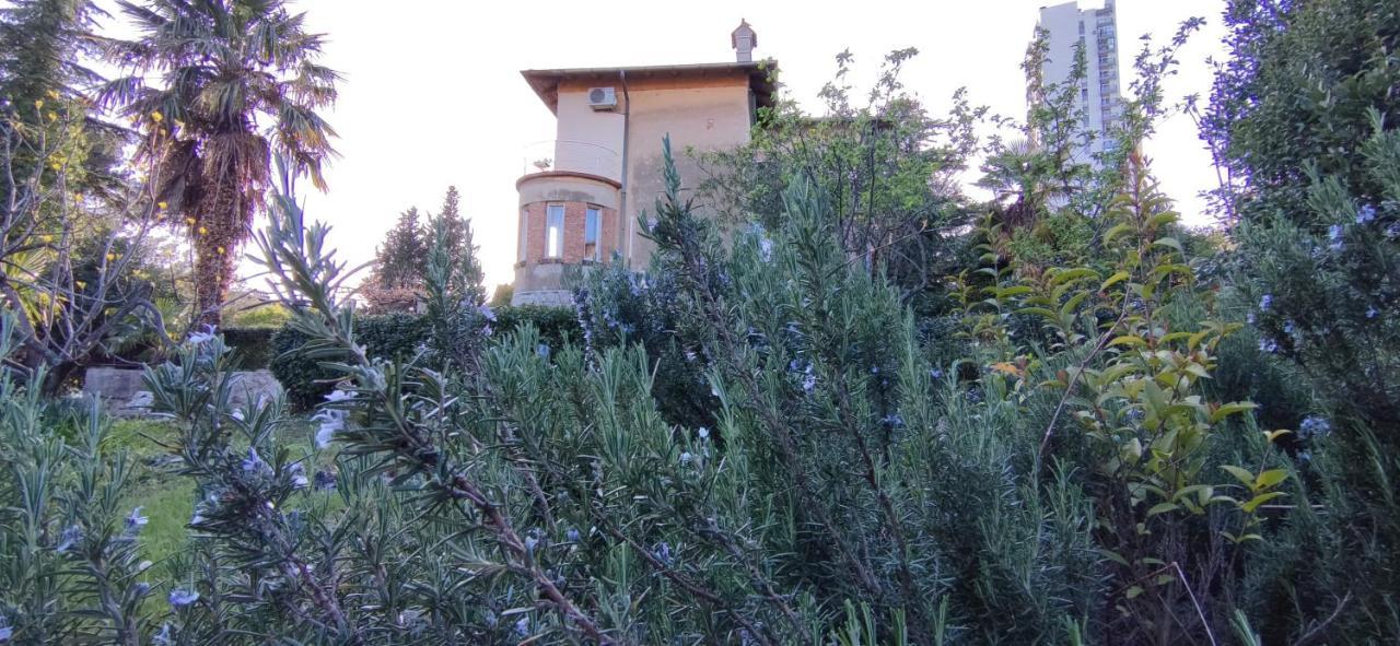Villa Sunci Rijeka Bagian luar foto