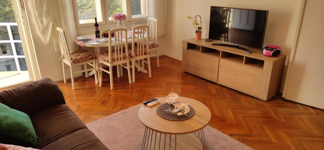Villa Sunci Rijeka Bagian luar foto
