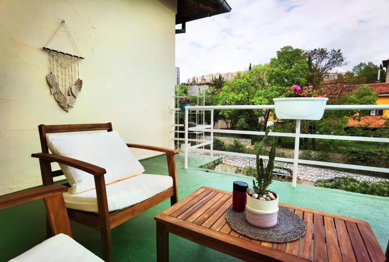 Villa Sunci Rijeka Bagian luar foto